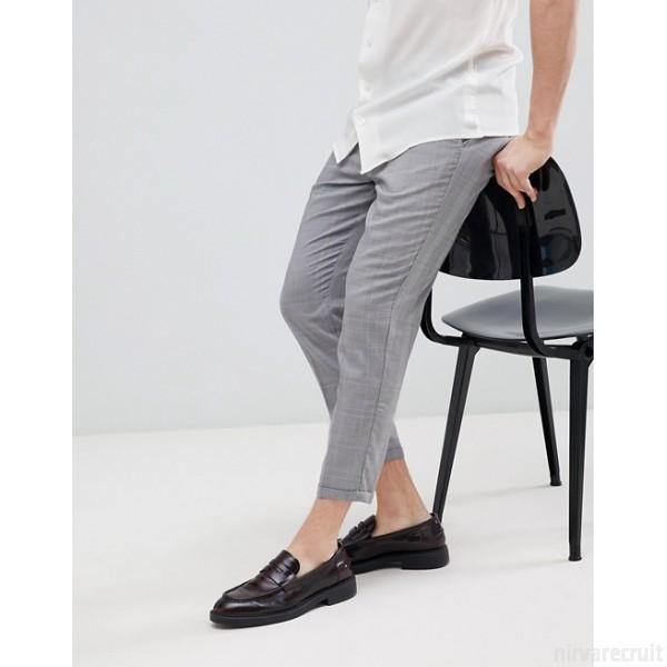 Quanto devono essere lunghi i miei pantaloni sartoriali? Ecco cosa sapere!